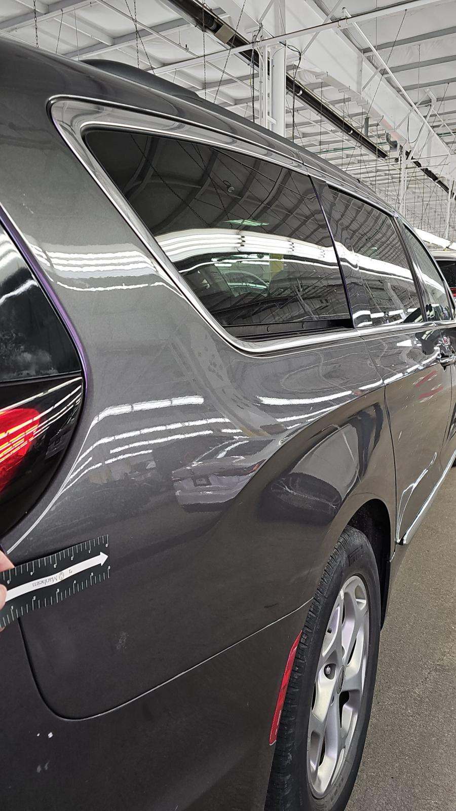 2023 Chrysler Pacifica Limited FWD