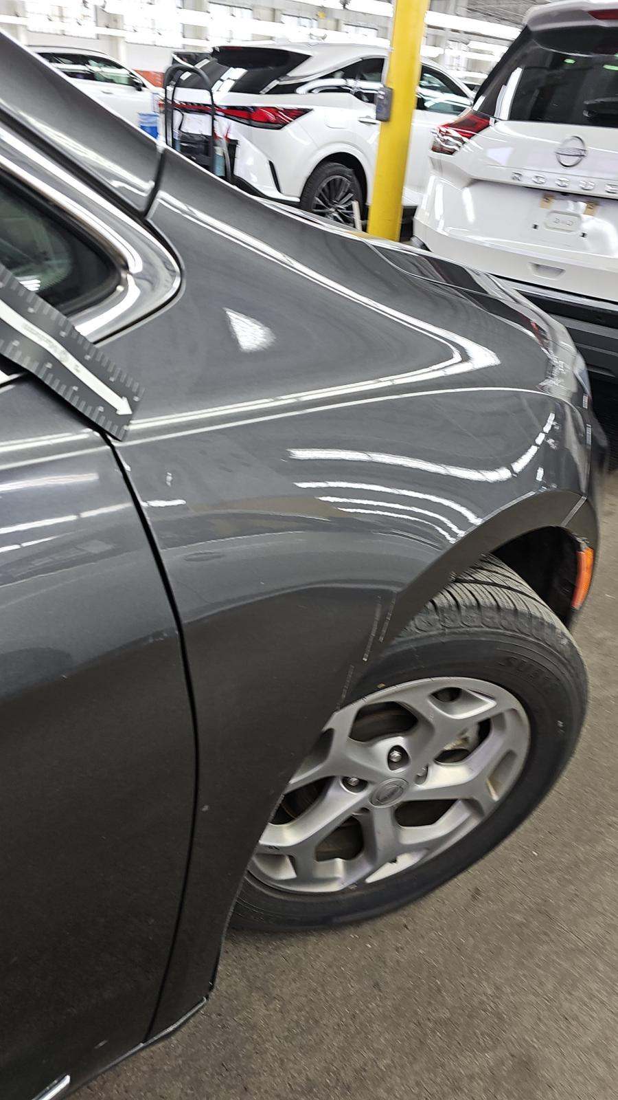 2023 Chrysler Pacifica Limited FWD