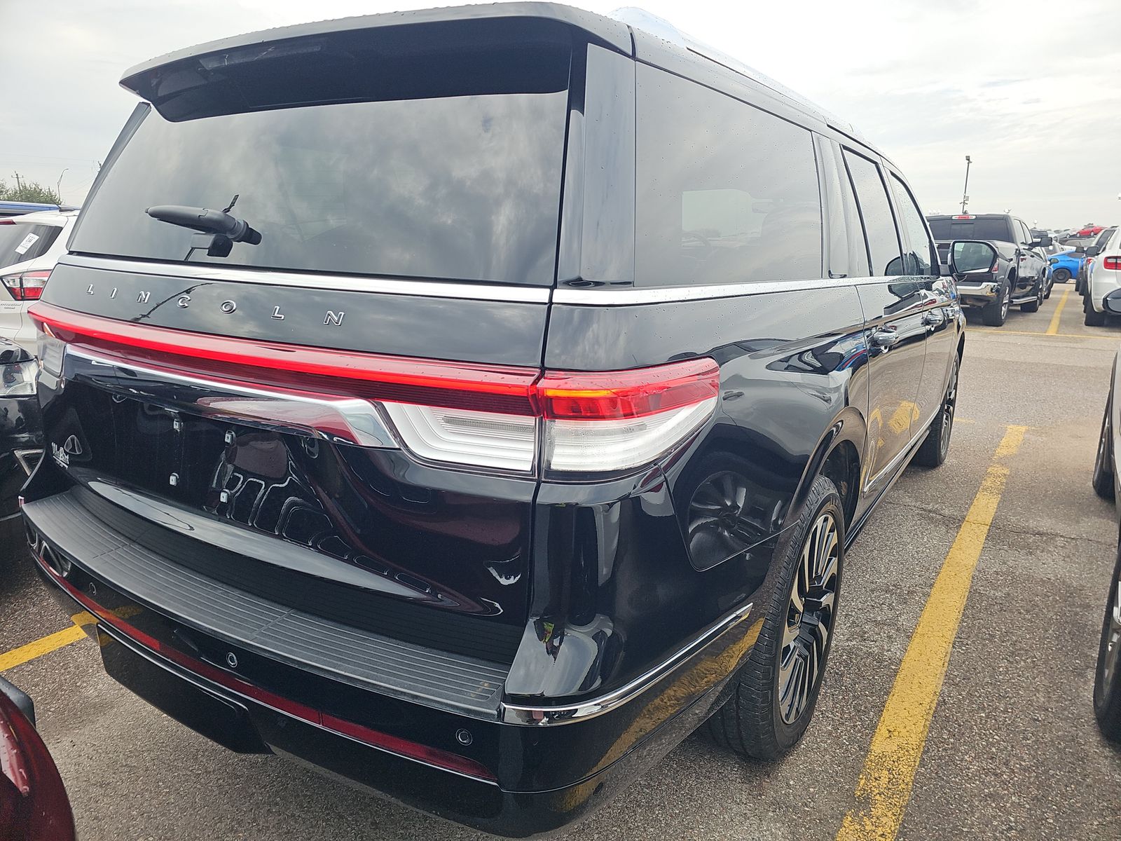 2022 Lincoln Navigator L Black Label AWD
