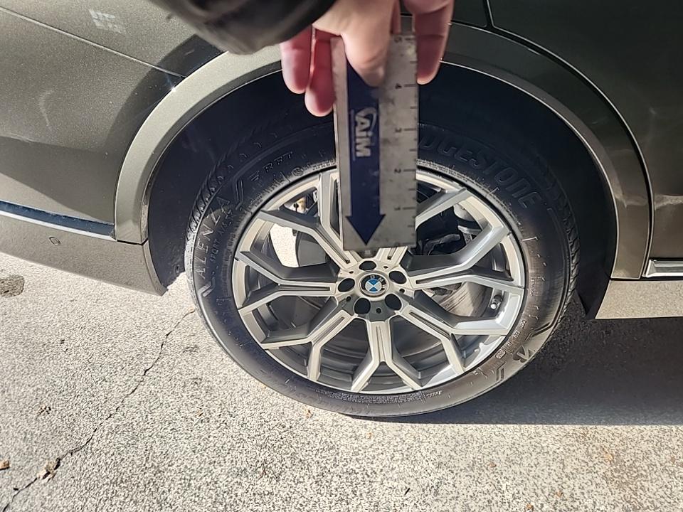 2025 BMW X7 xDrive40i AWD