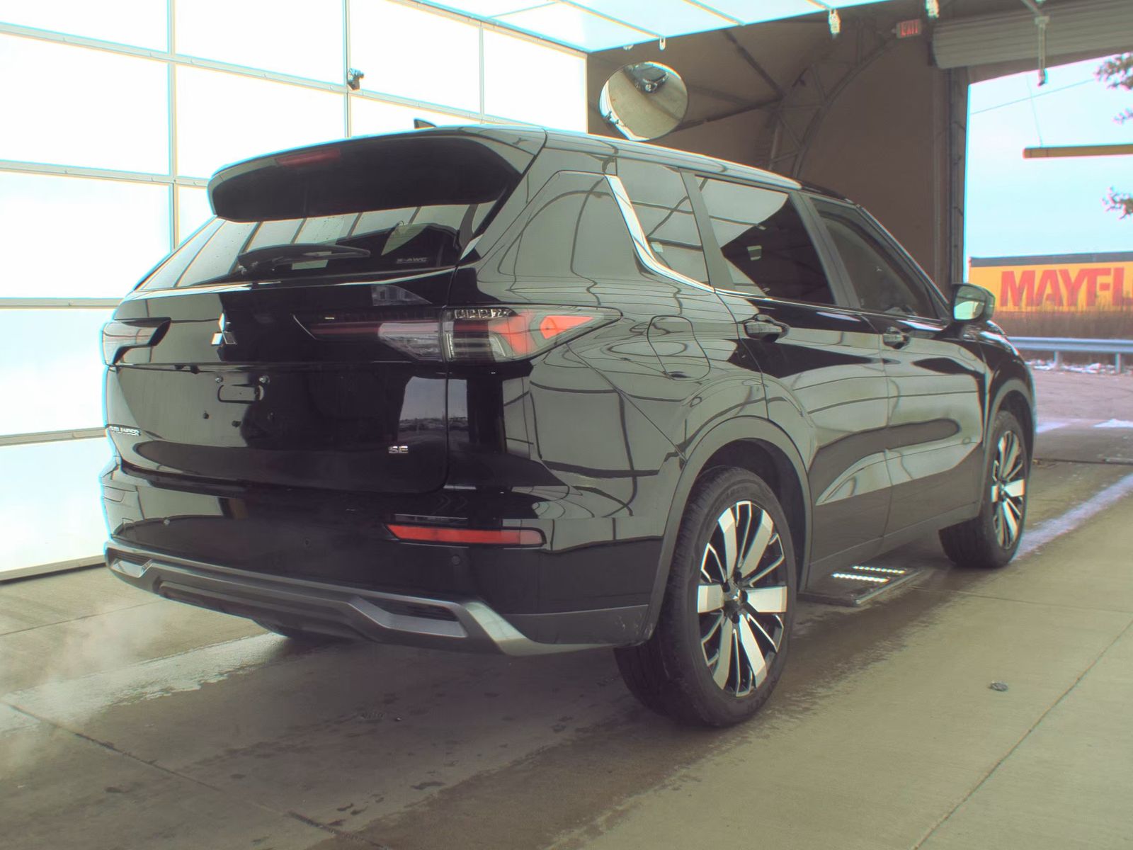 2025 Mitsubishi Outlander SE AWD