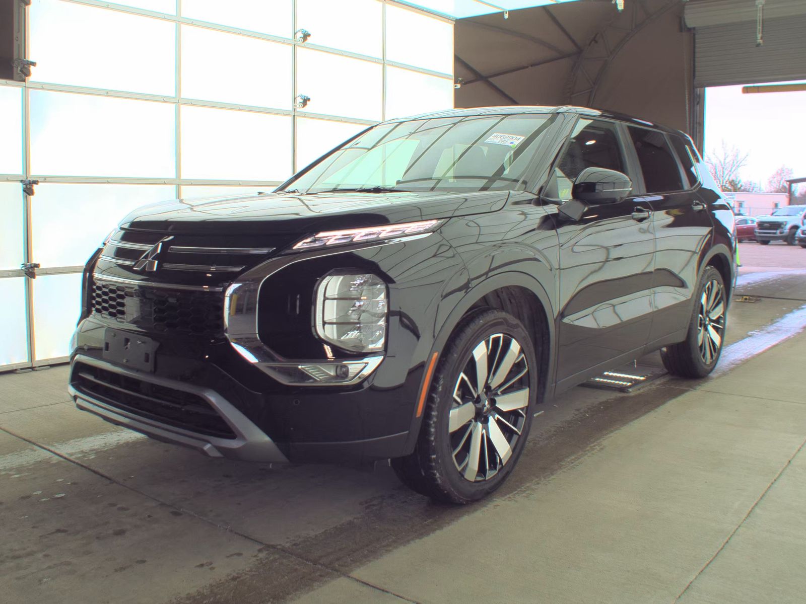 2025 Mitsubishi Outlander SE AWD