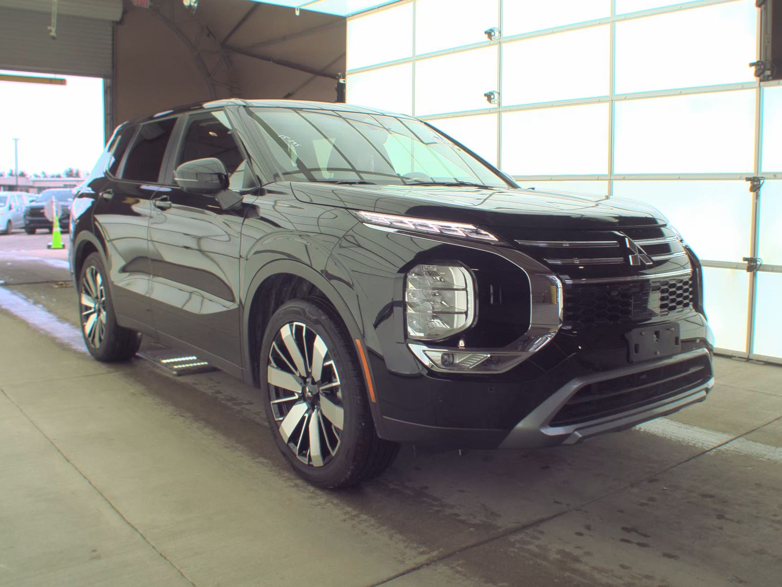 2025 Mitsubishi Outlander SE AWD