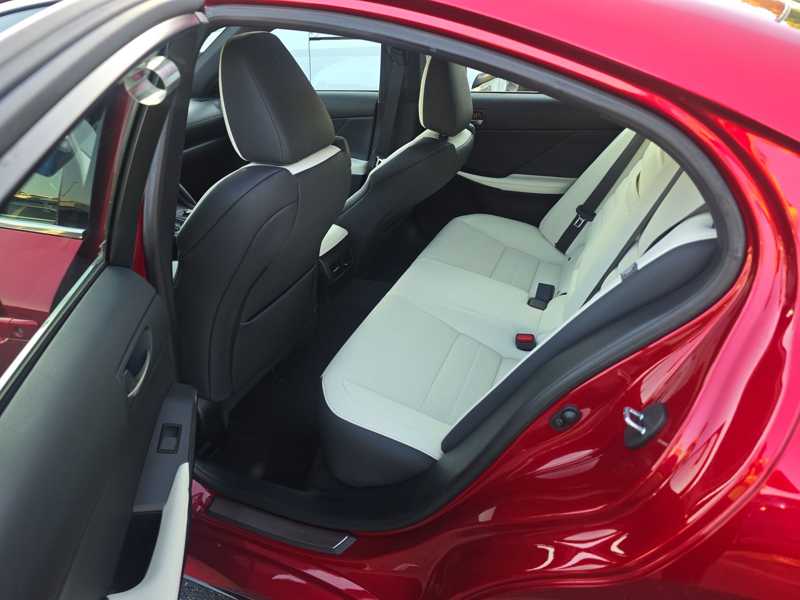 2024 Lexus IS IS 300 F SPORT RWD