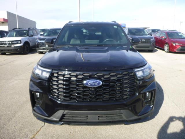 2025 Ford Explorer ST-Line AWD