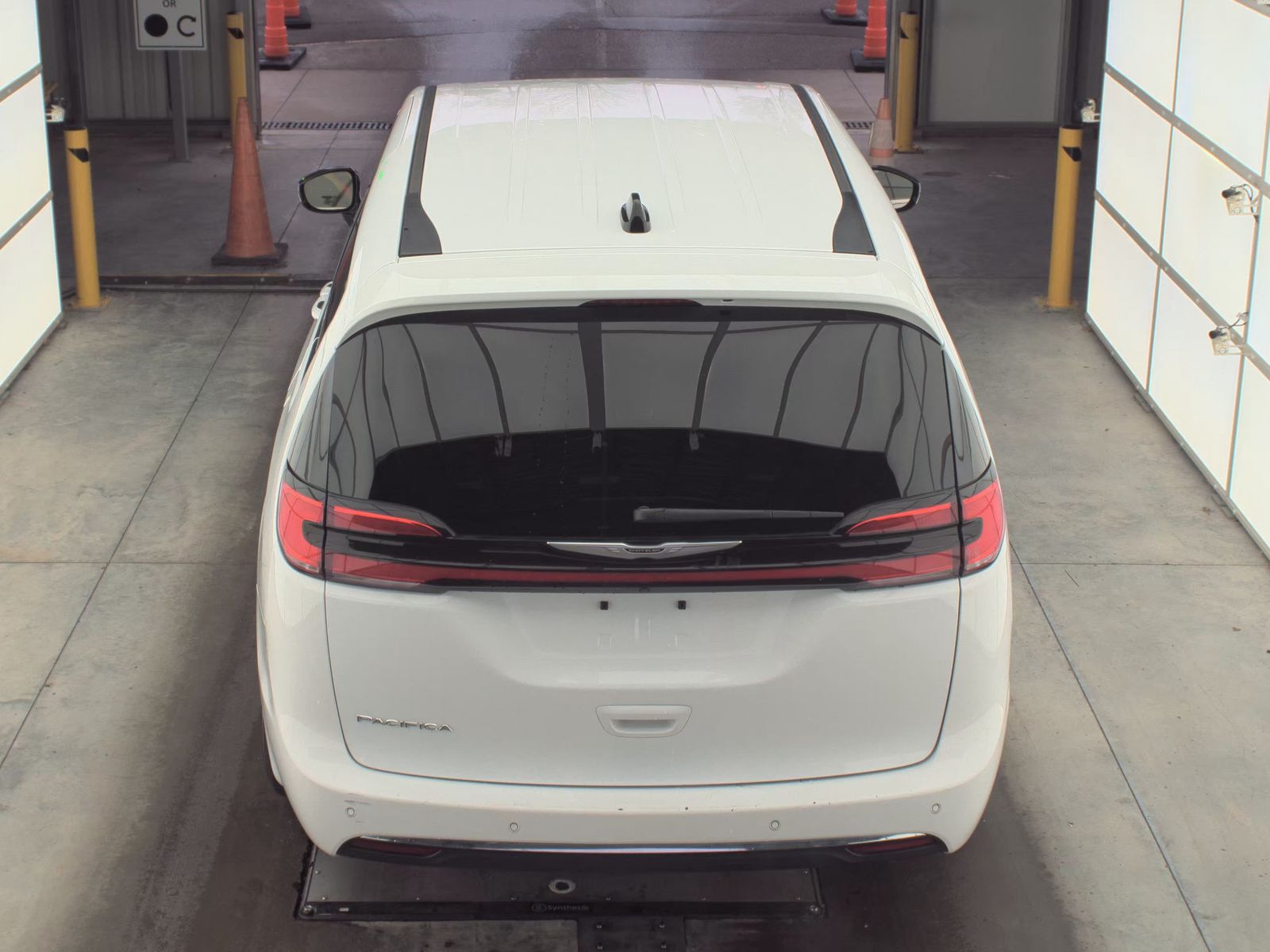 2024 Chrysler Pacifica Touring L FWD