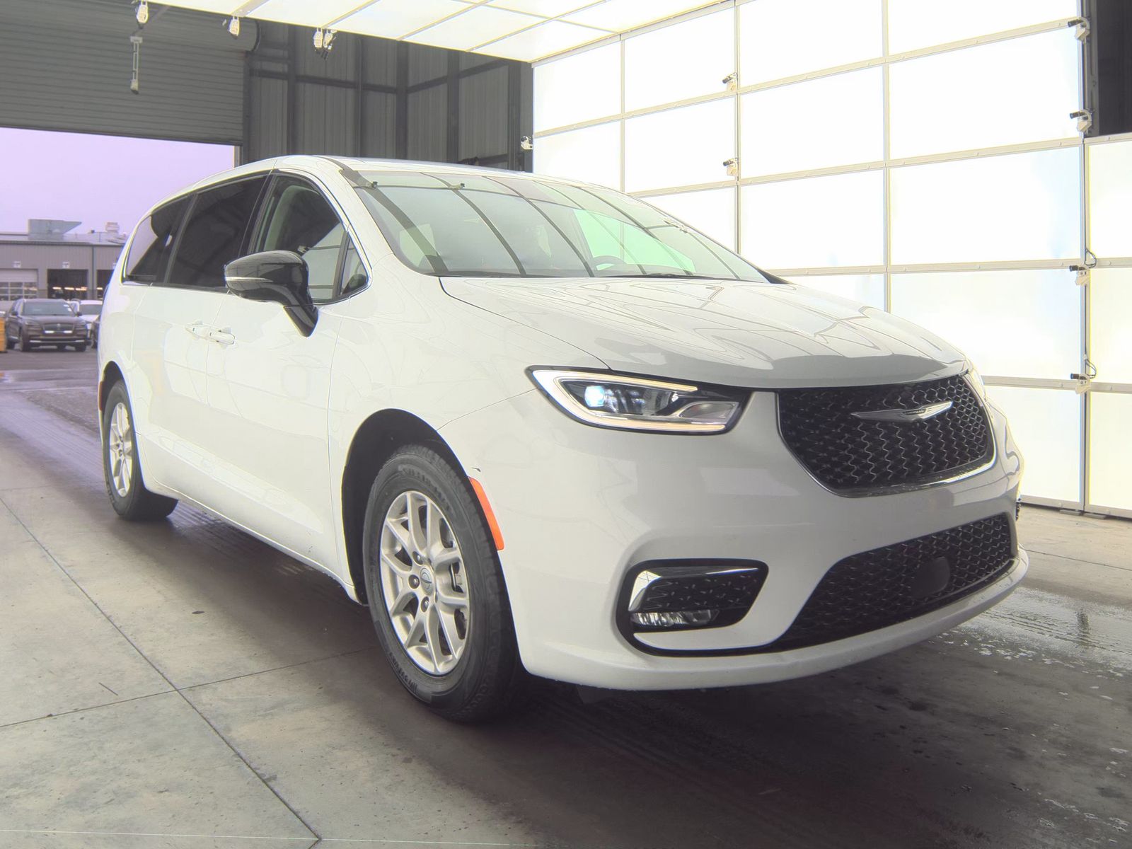 2024 Chrysler Pacifica Touring L FWD