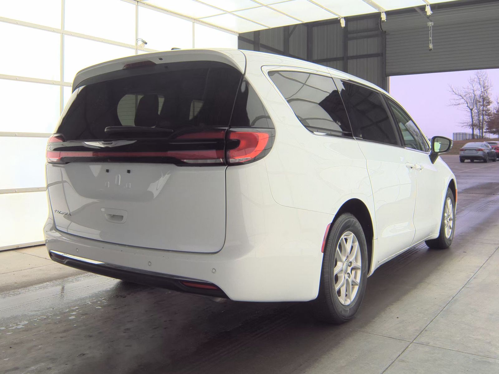 2024 Chrysler Pacifica Touring L FWD
