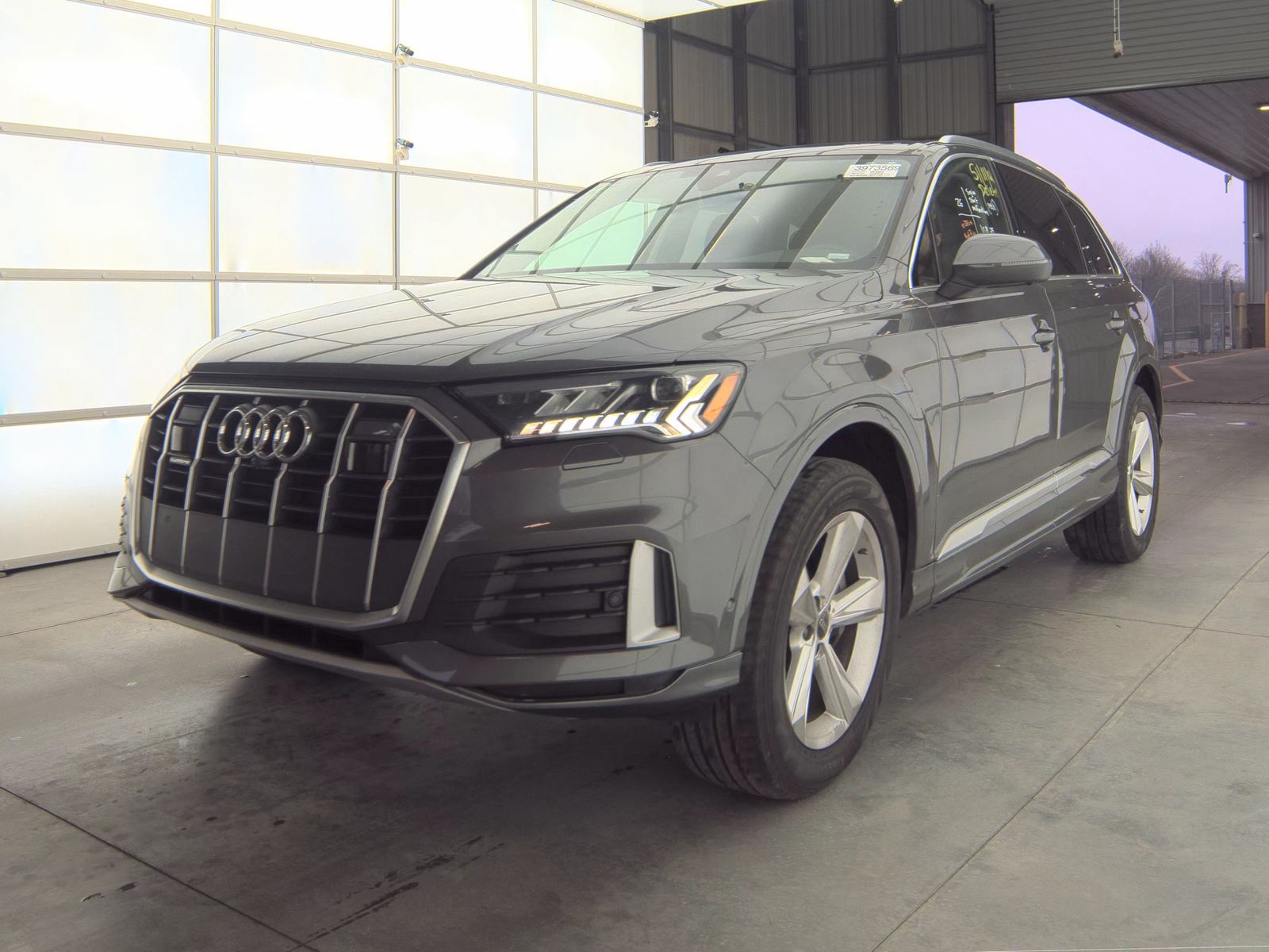 2024 Audi Q7 Premium Plus's photo