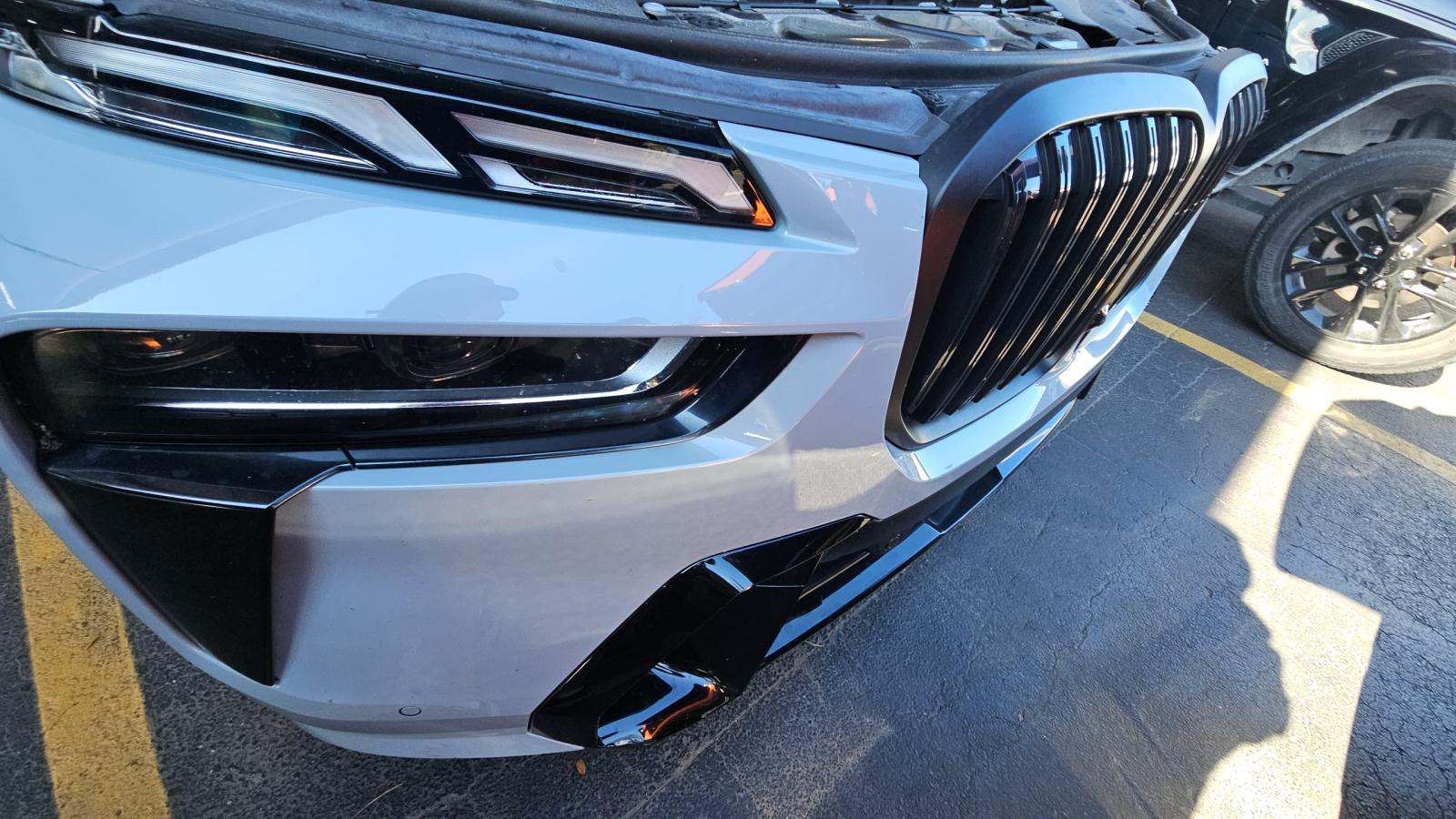 2024 BMW X7 xDrive40i AWD