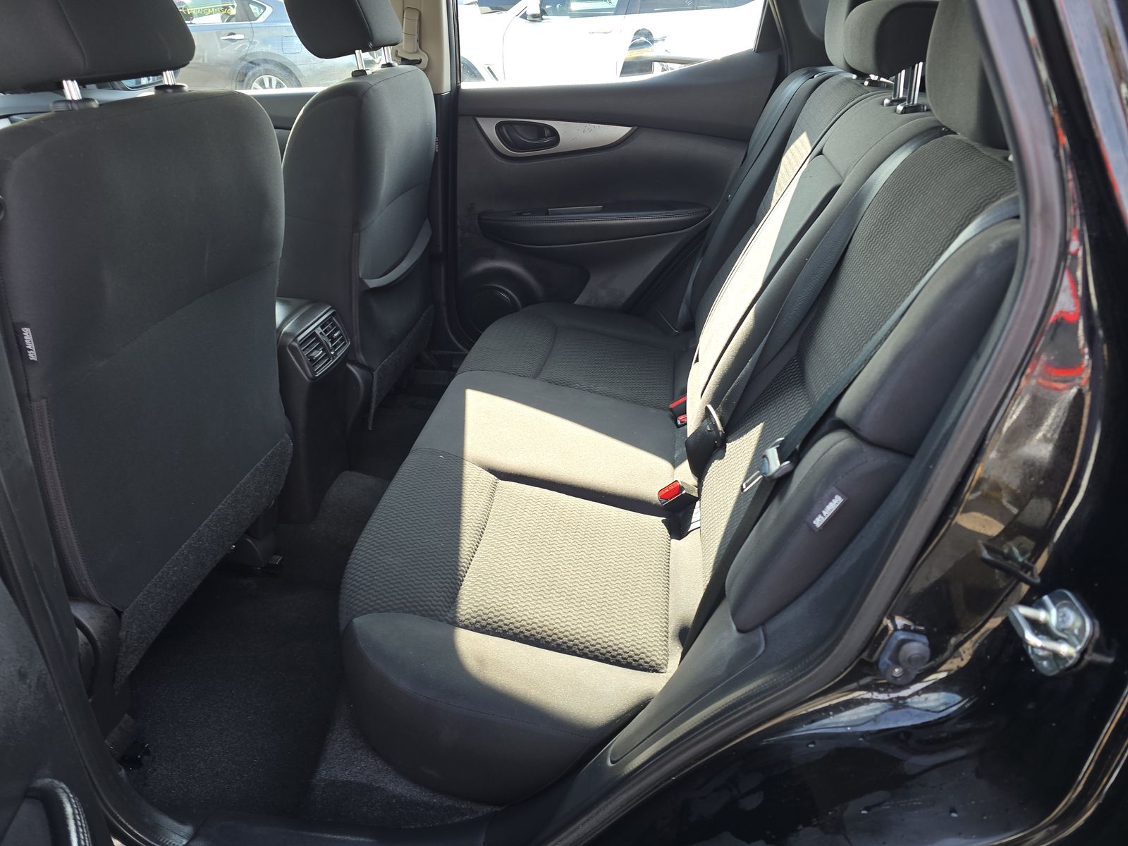 2022 Nissan Rogue Sport S FWD