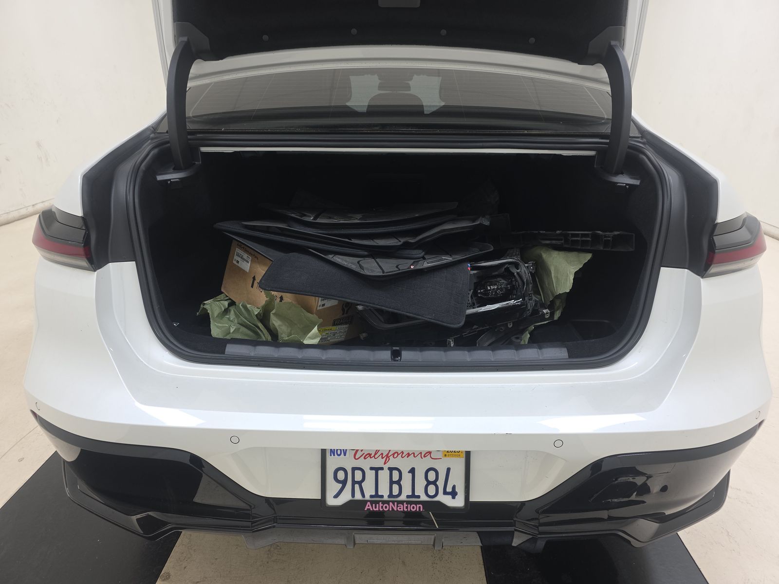 2024 BMW 7 Series 740i RWD