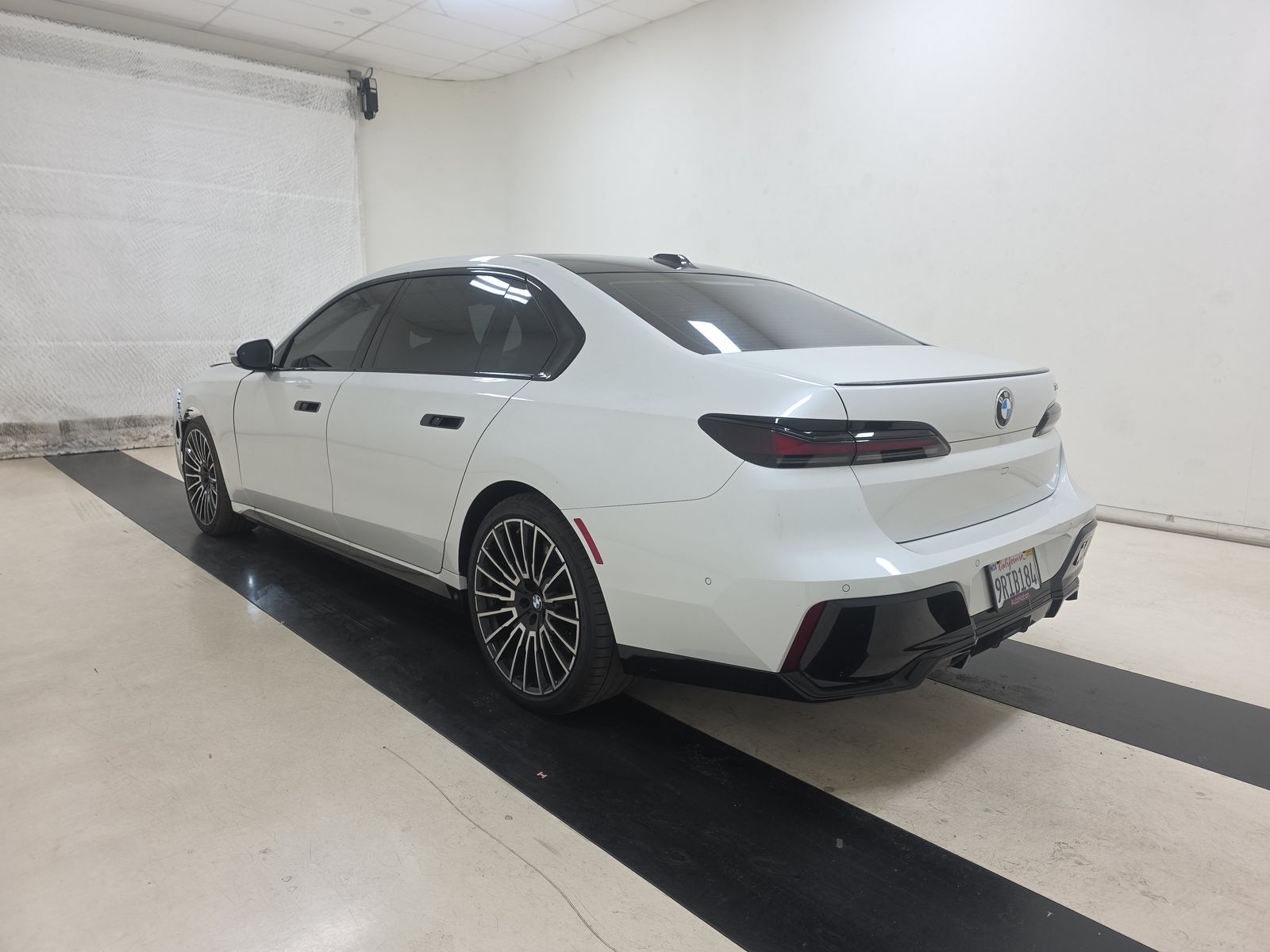 2024 BMW 7 Series 740i RWD