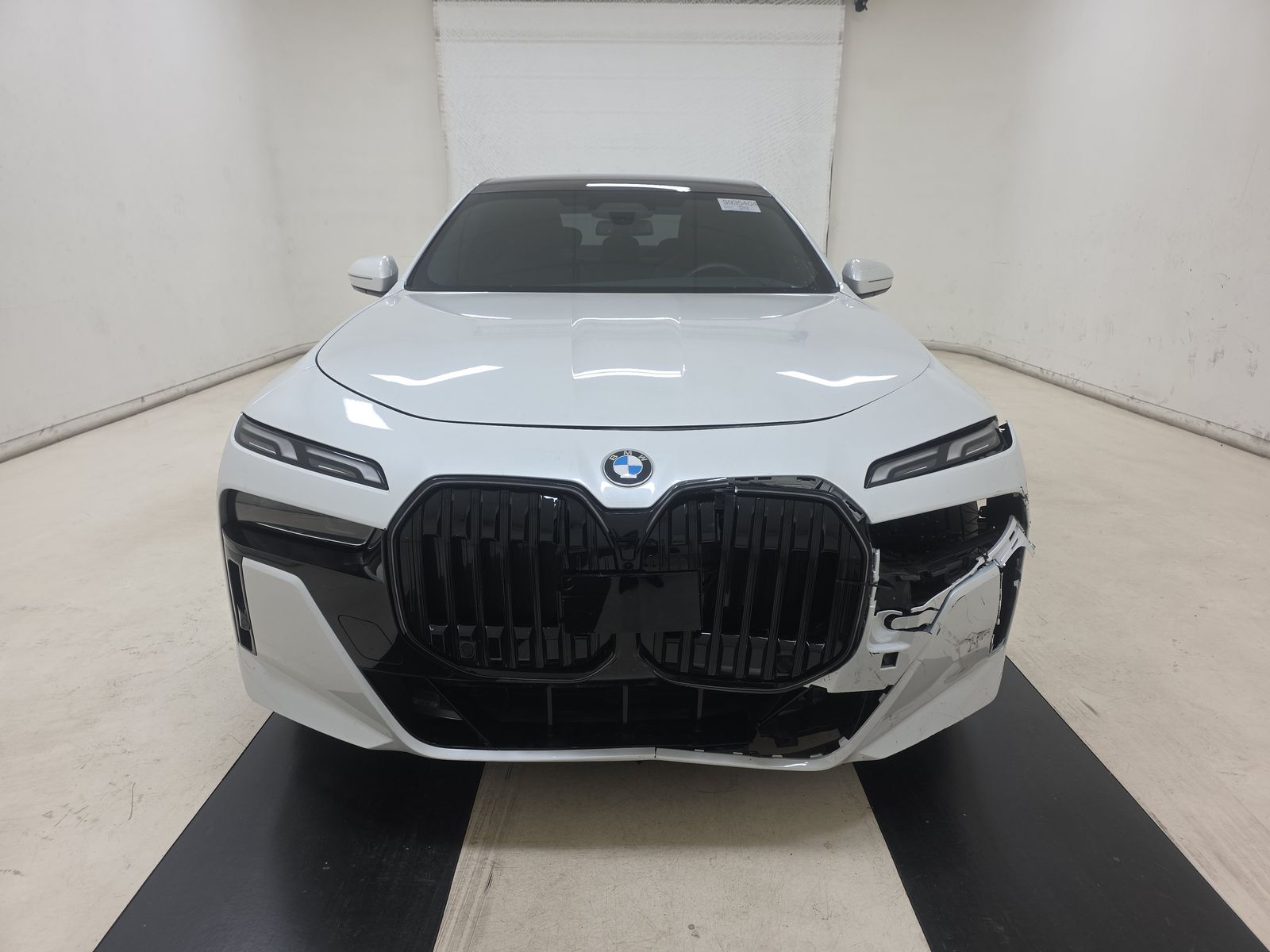 2024 BMW 7 Series 740i RWD