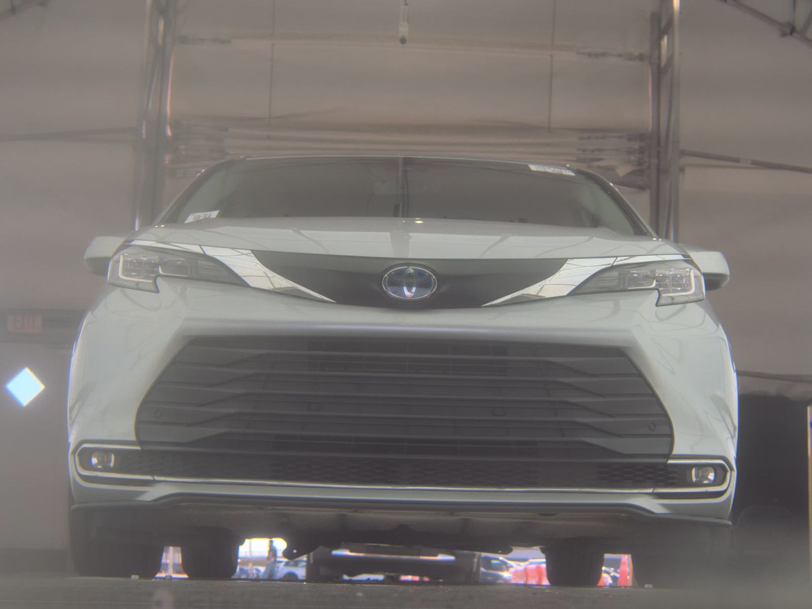 2023 Toyota Sienna XLE FWD