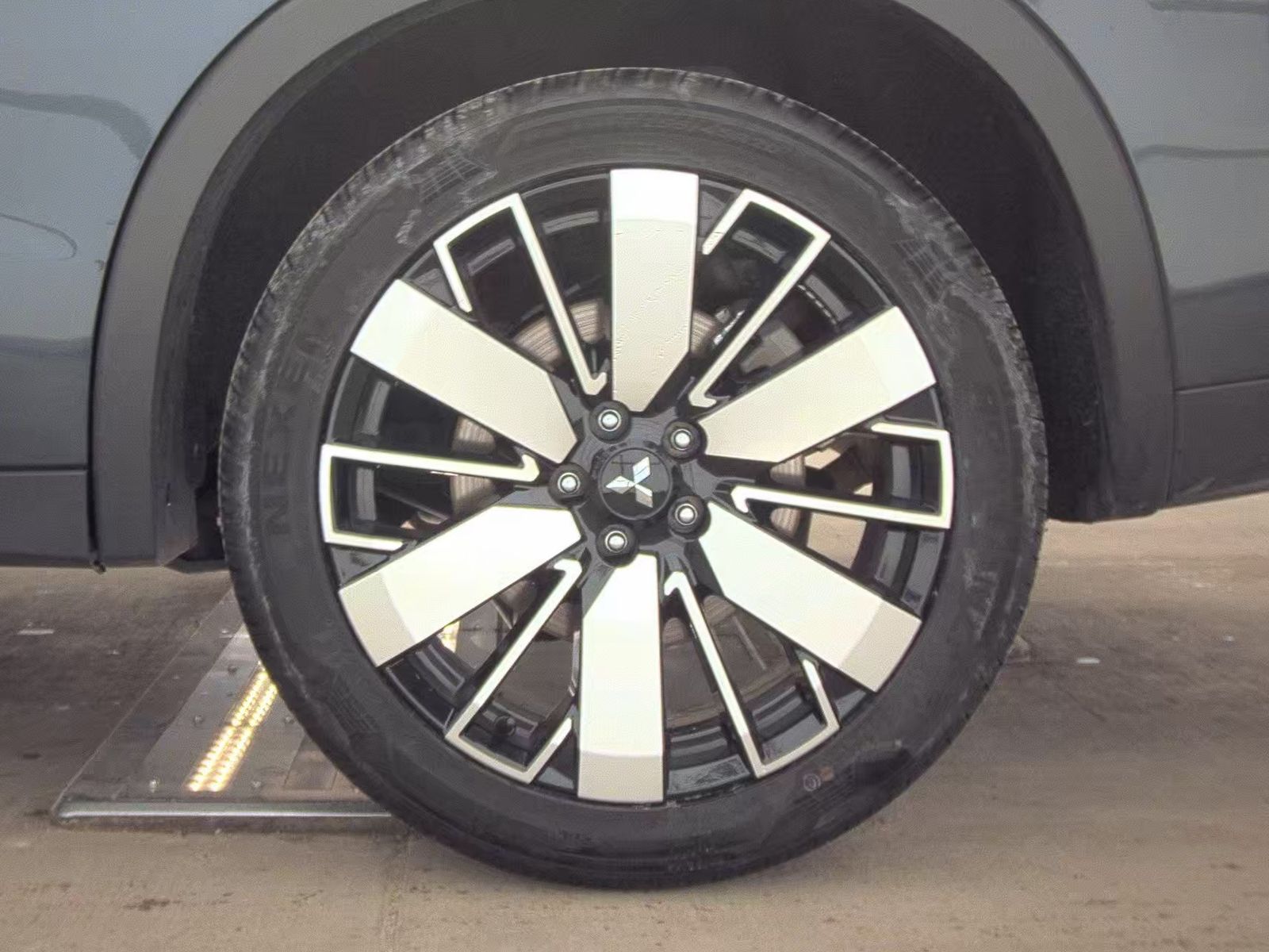 2025 Mitsubishi Outlander SE AWD