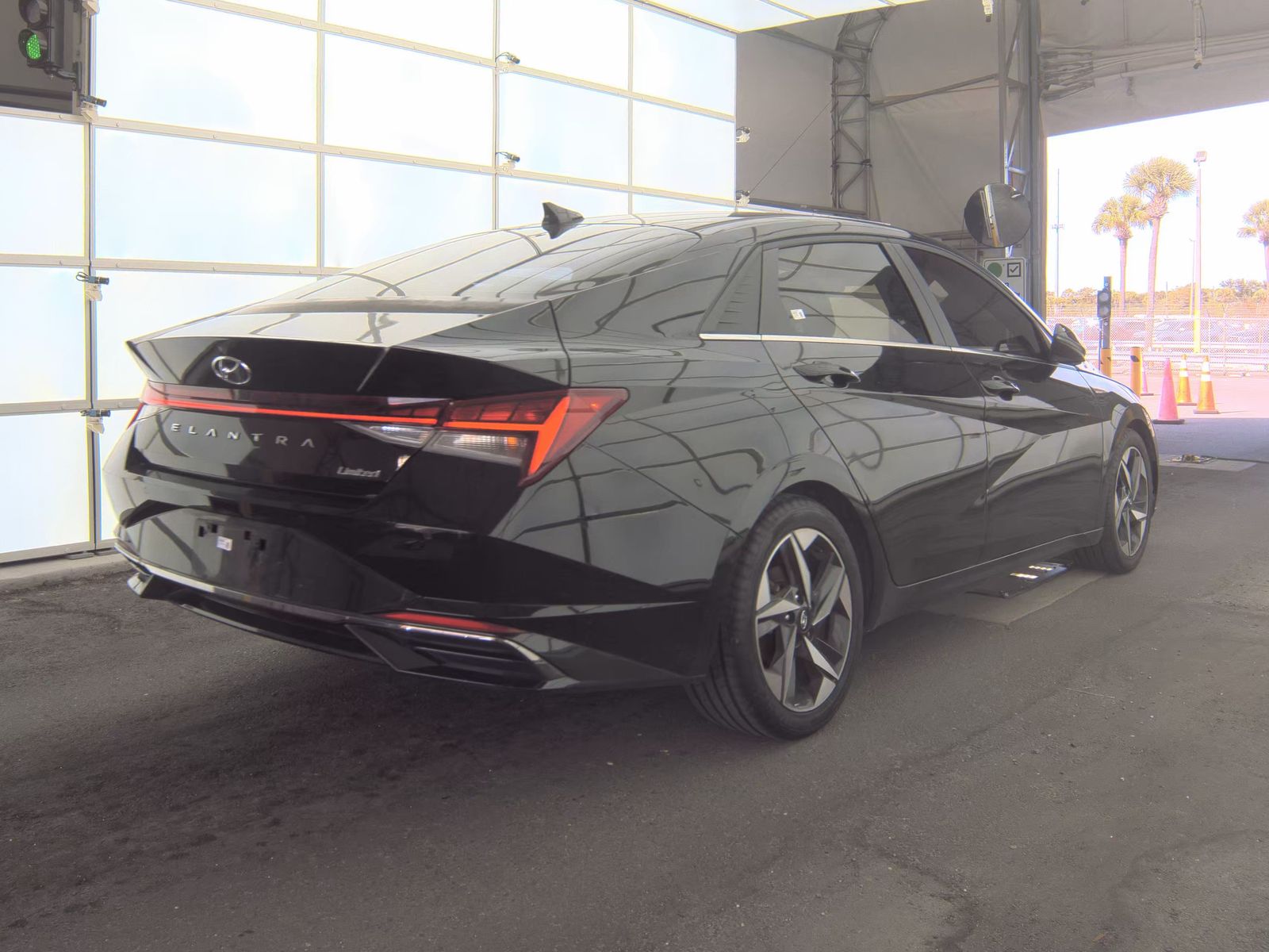 2021 Hyundai Elantra Limited FWD