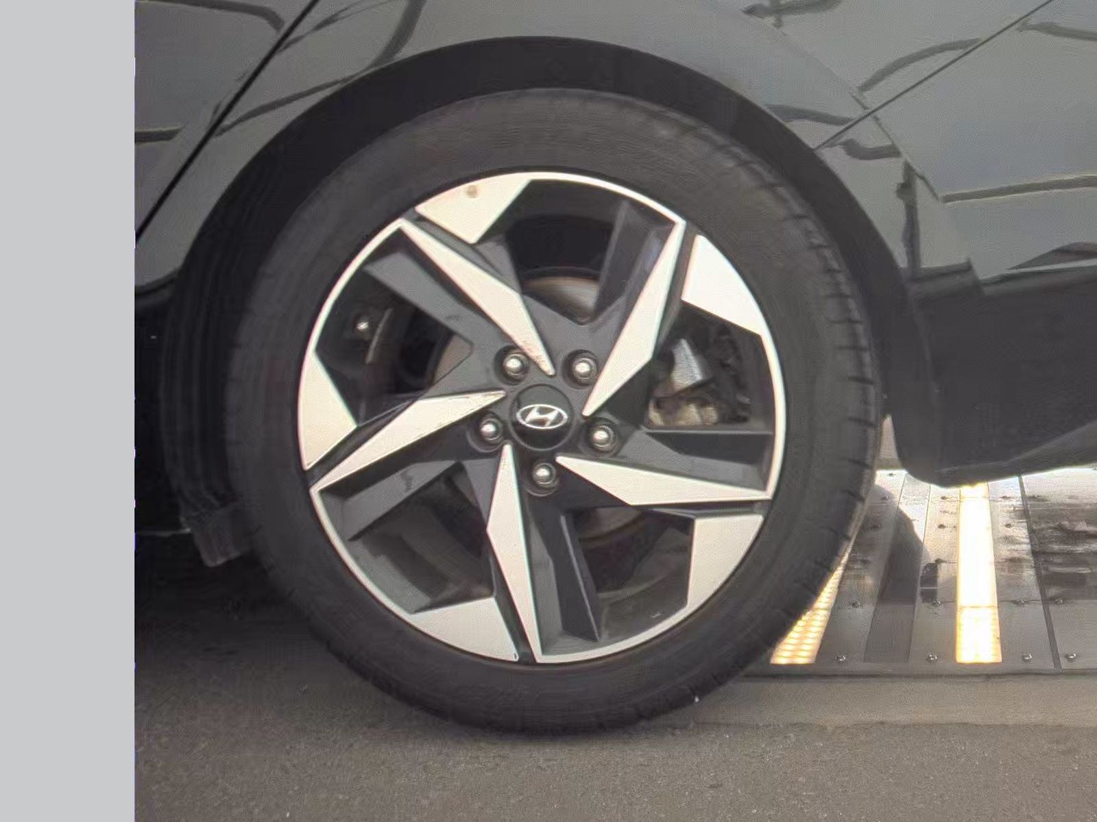 2021 Hyundai Elantra Limited FWD