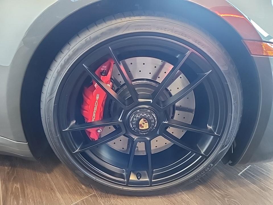 2022 Porsche 911 Carrera GTS RWD