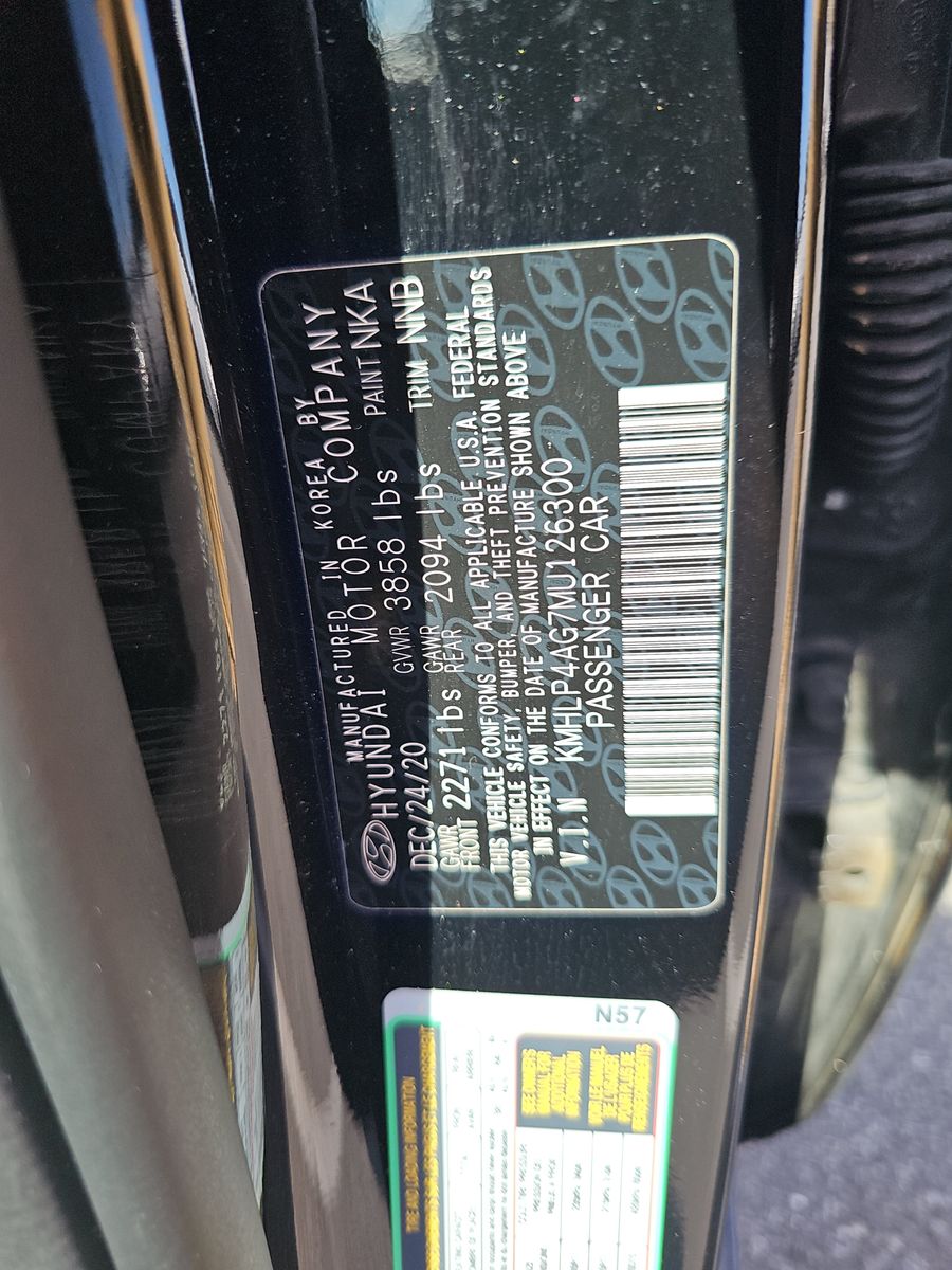 2021 Hyundai Elantra Limited FWD