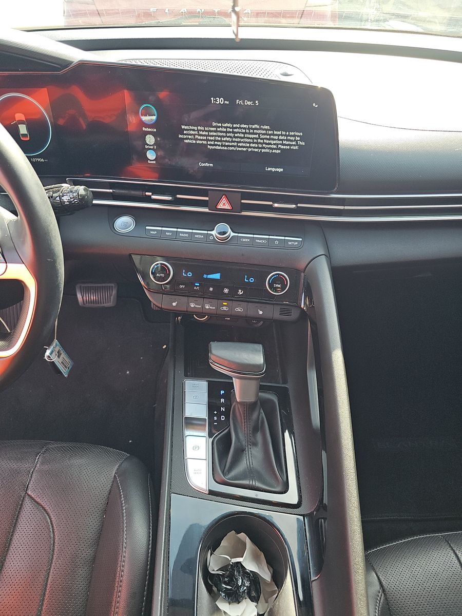 2021 Hyundai Elantra Limited FWD