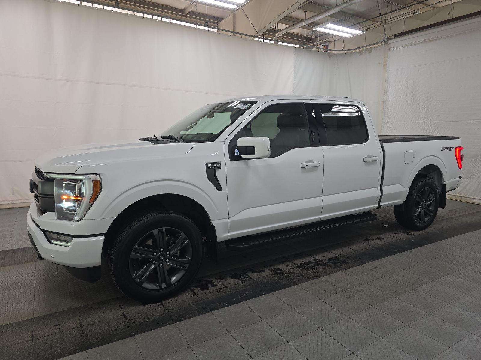 2023 Ford F-150 Lariat AWD
