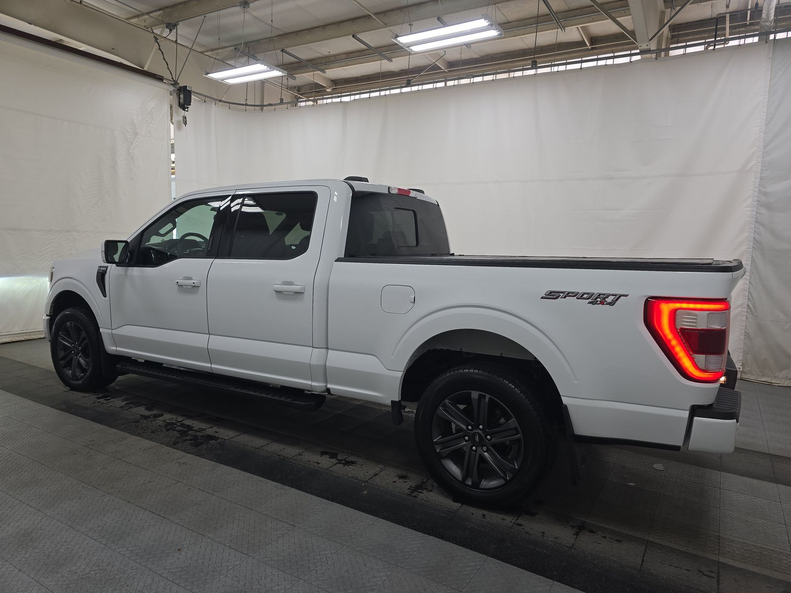 2023 Ford F-150 Lariat AWD