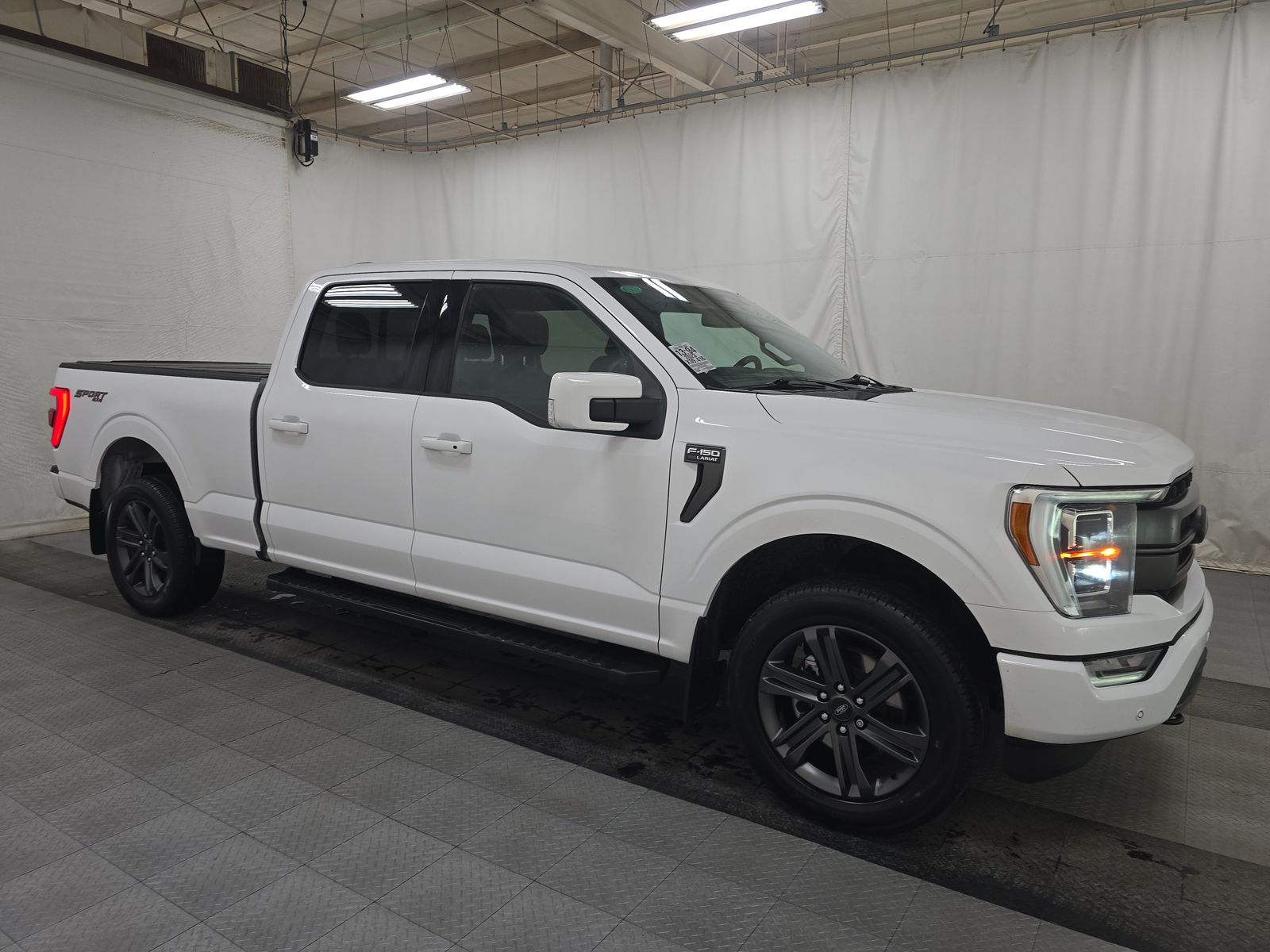 2023 Ford F-150 Lariat AWD