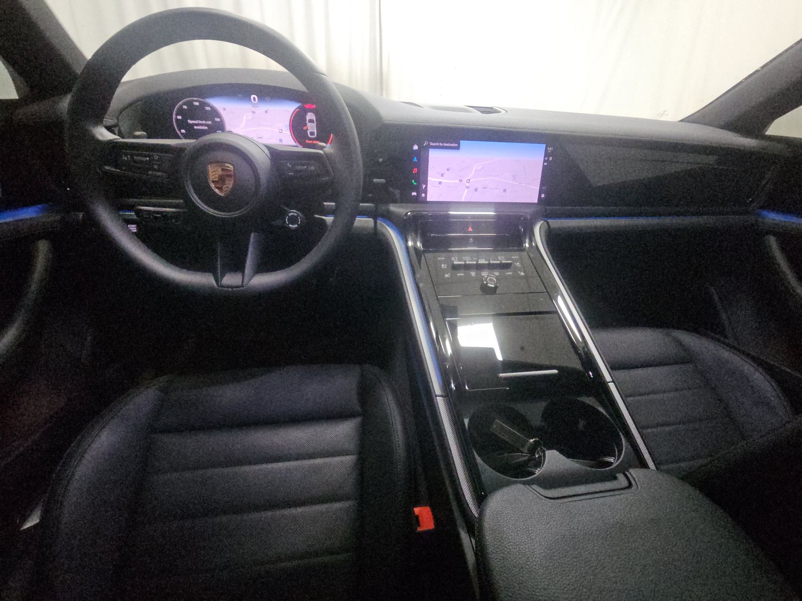 2025 Porsche Panamera 4 AWD