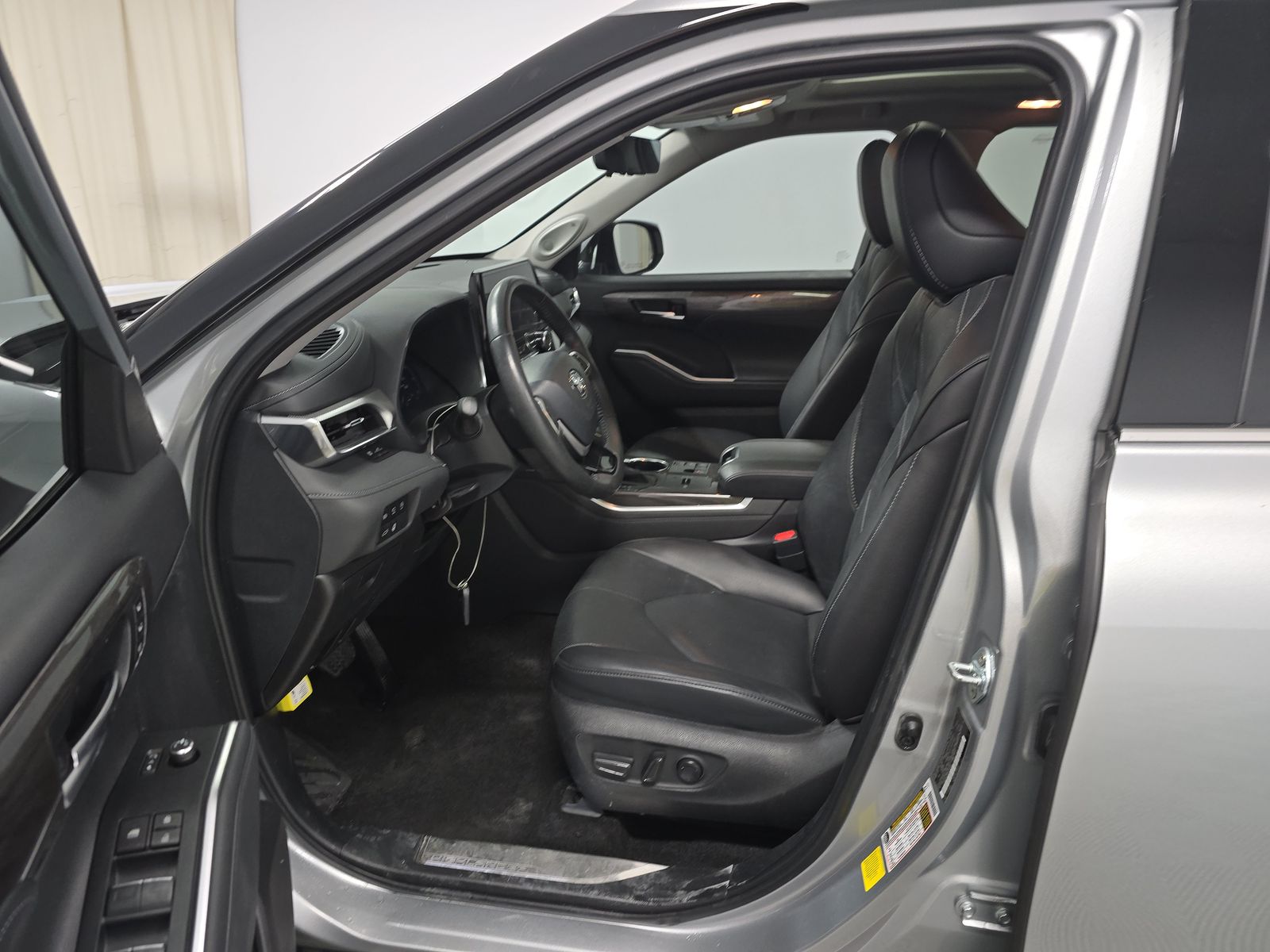 2024 Toyota Highlander Platinum FWD