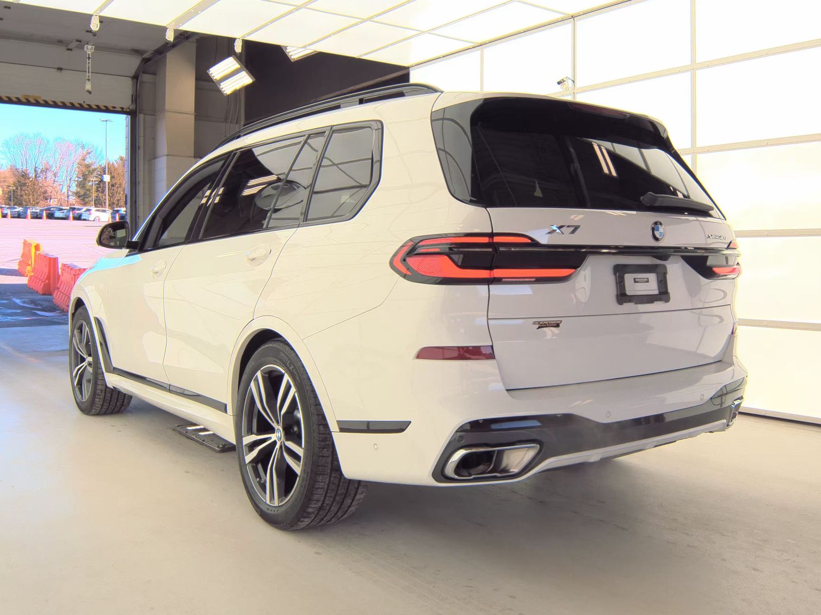 2023 BMW X7 xDrive40i AWD