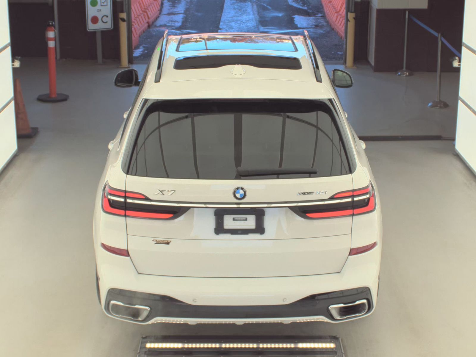 2023 BMW X7 xDrive40i AWD