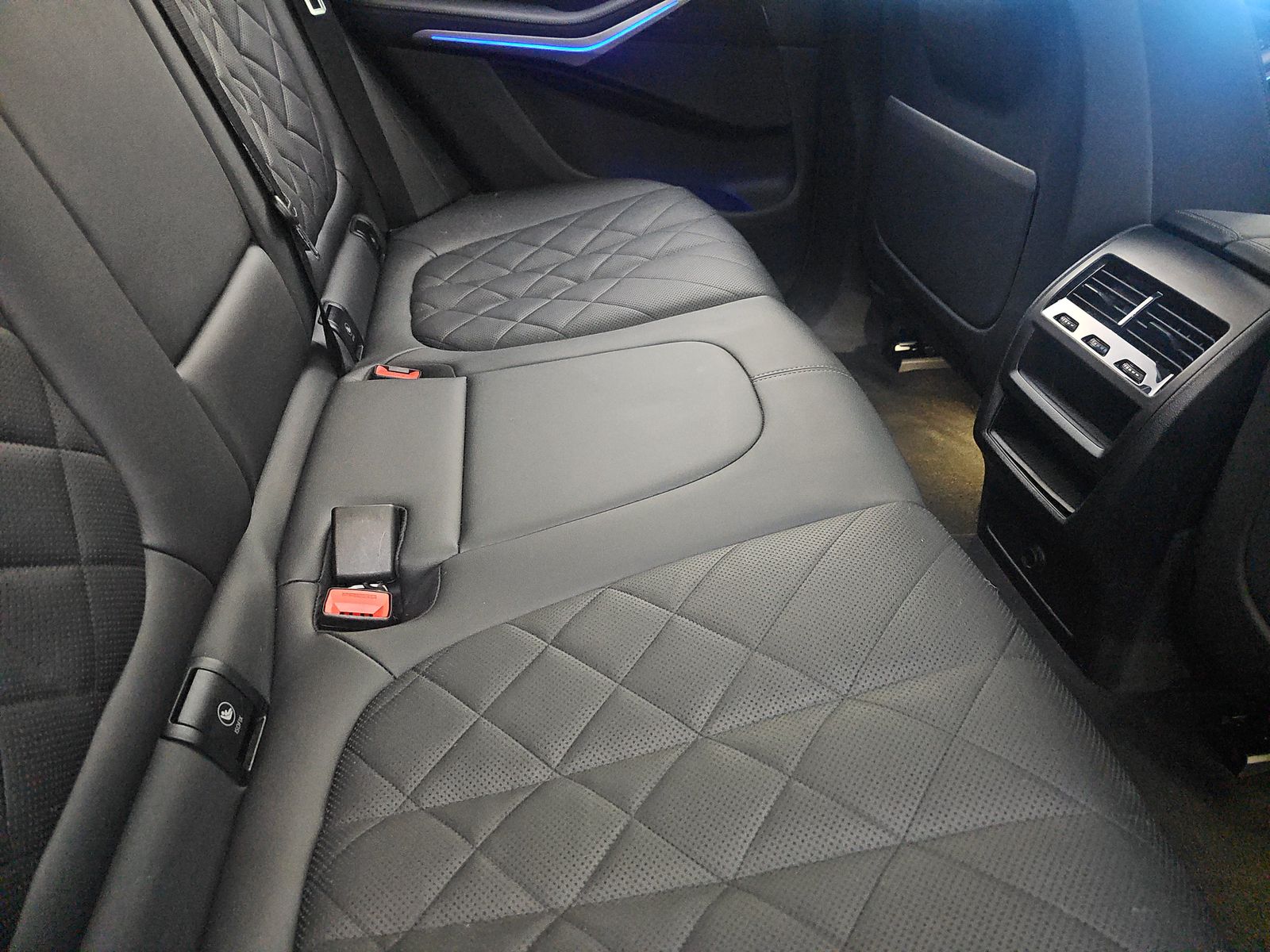 2023 BMW X5 xDrive40i AWD