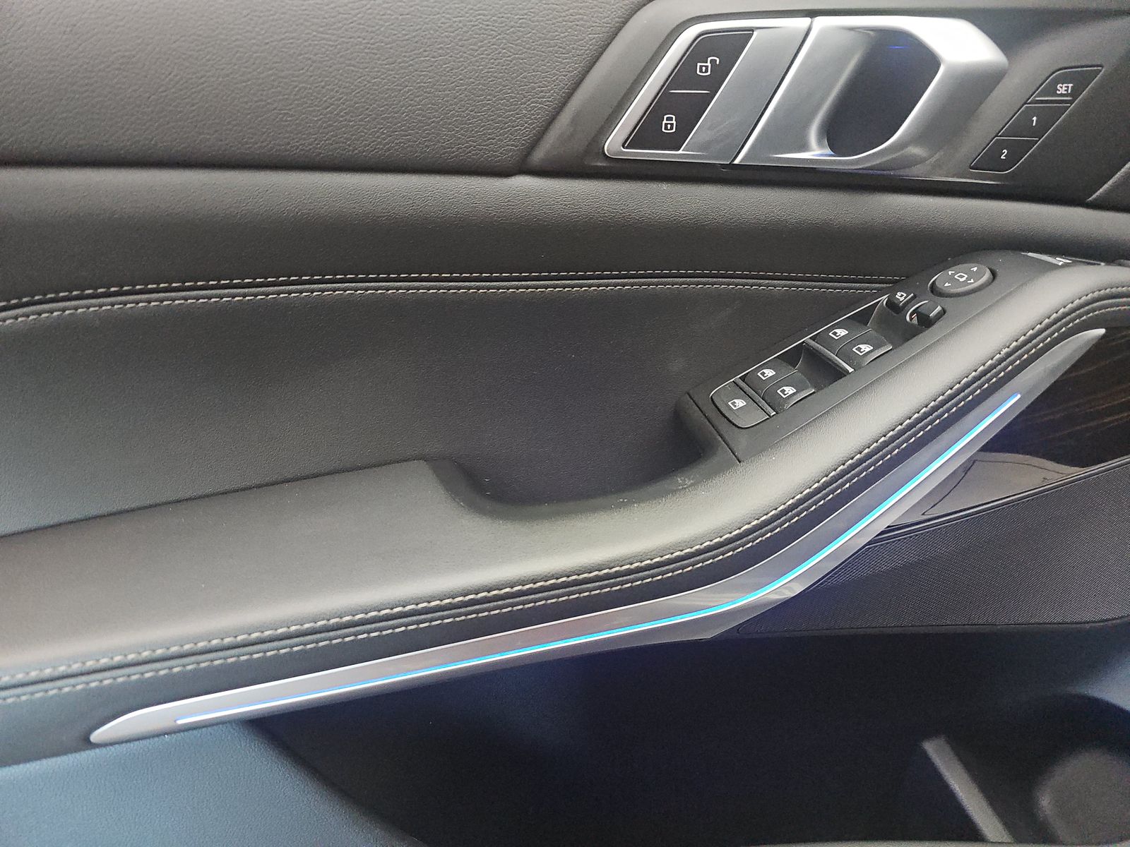 2023 BMW X5 xDrive40i AWD