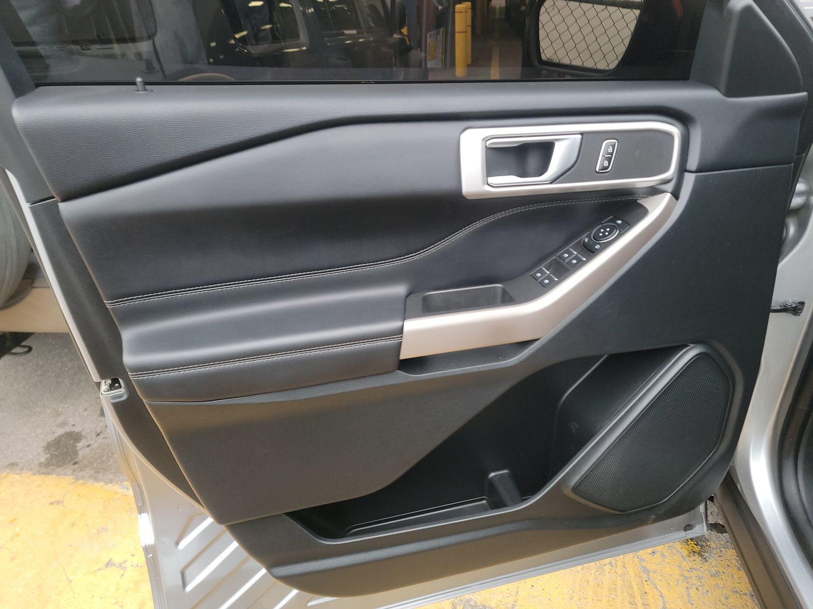 2023 Ford Explorer XLT AWD