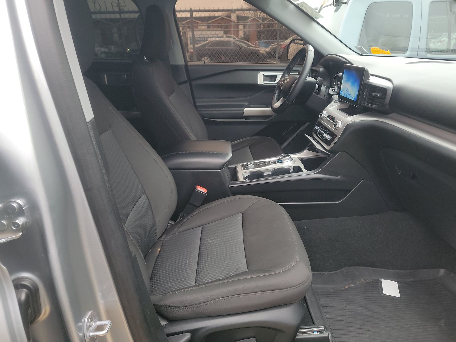 2023 Ford Explorer XLT AWD