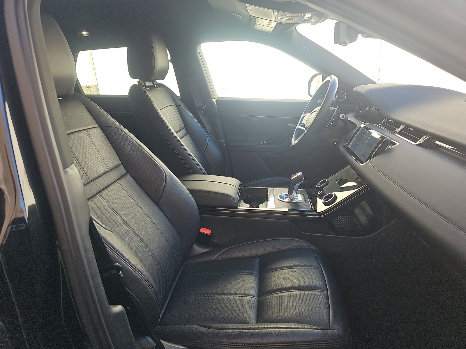 2022 Land Rover Range Rover Evoque R-Dynamic SE AWD