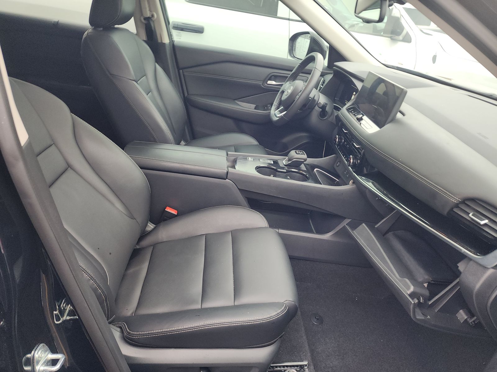 2024 Nissan Rogue SL FWD