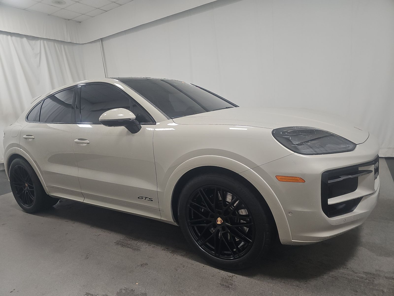 PORSCHE CAYENNE - 4