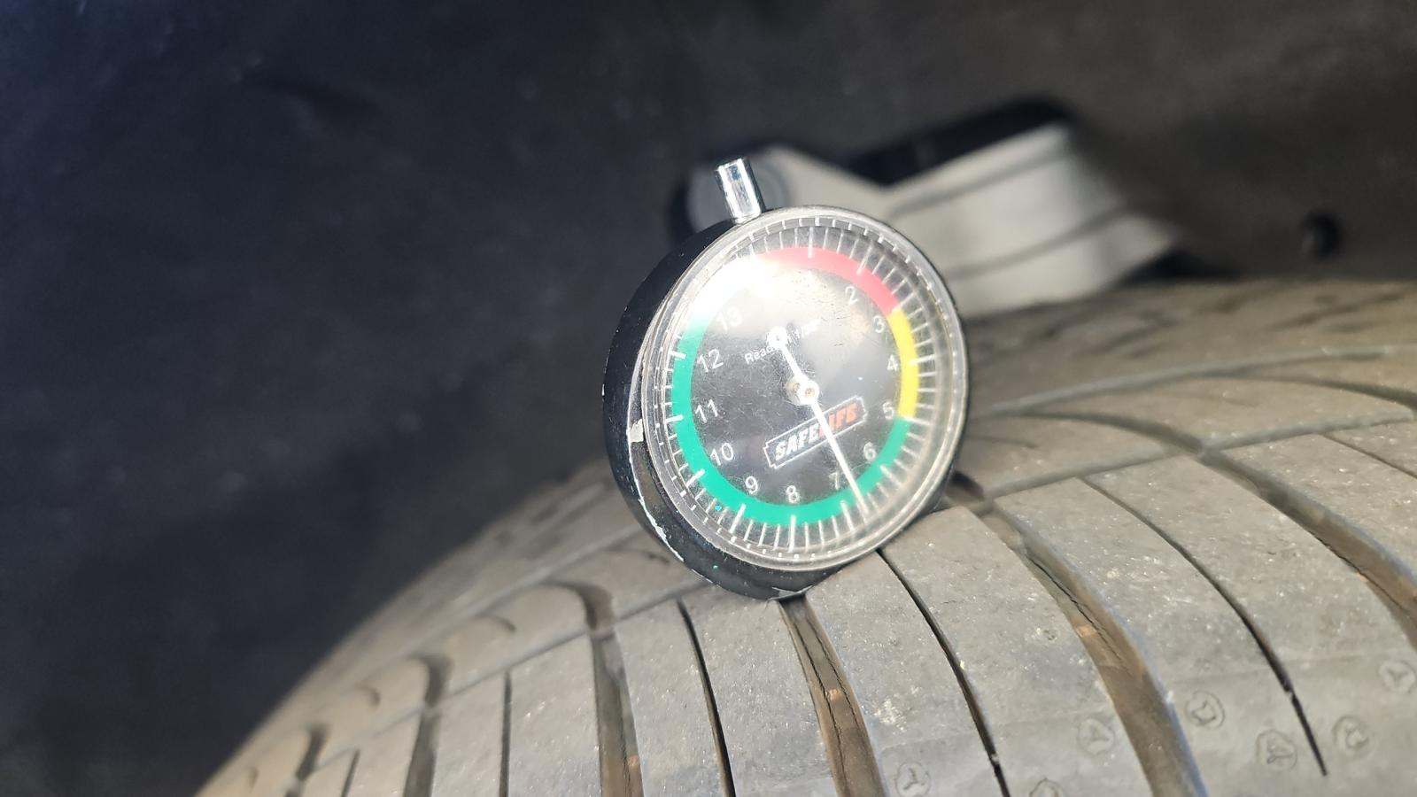 2022 Land Rover Range Rover Evoque R-Dynamic SE AWD