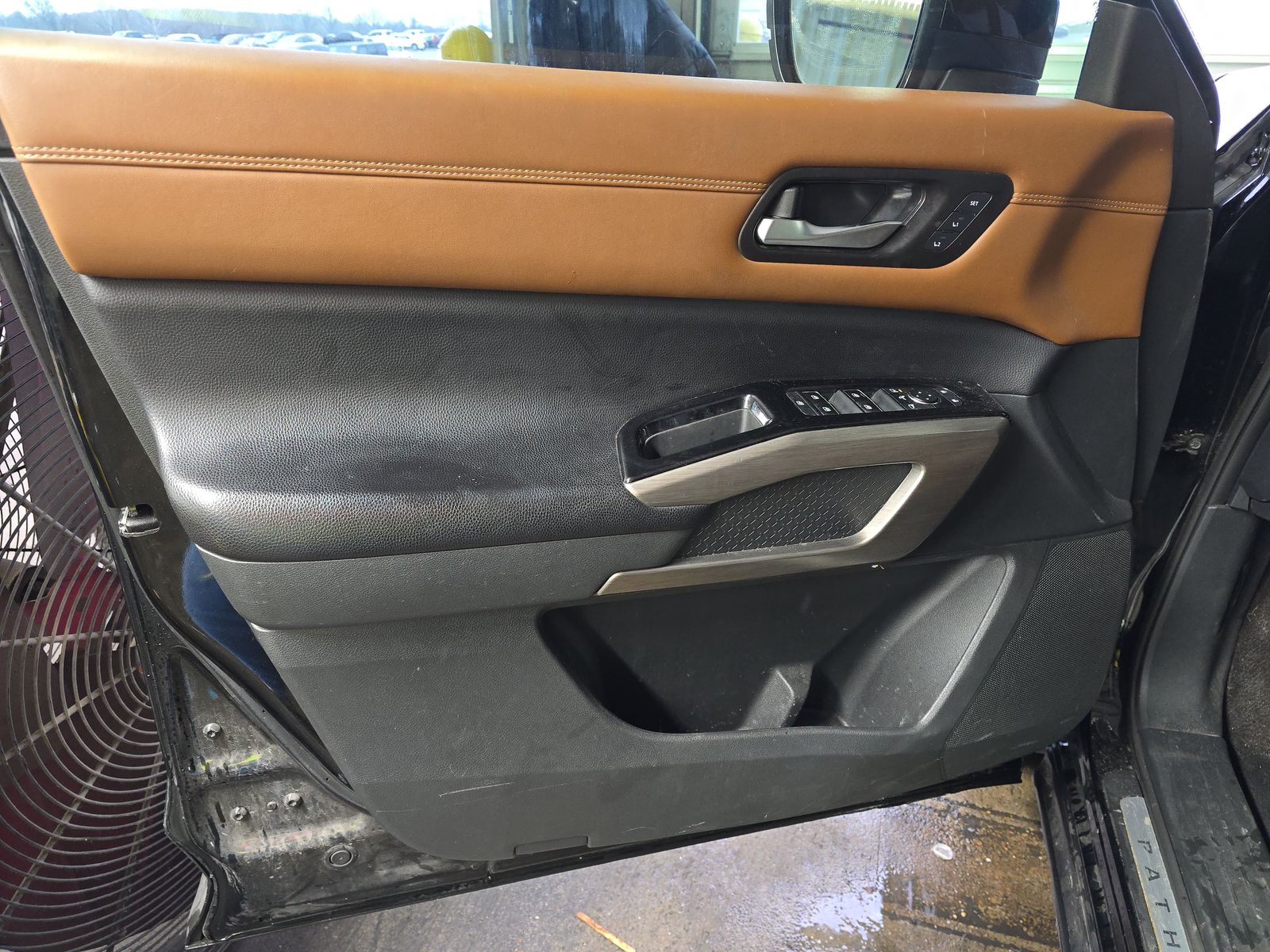 2023 Nissan Pathfinder Platinum AWD