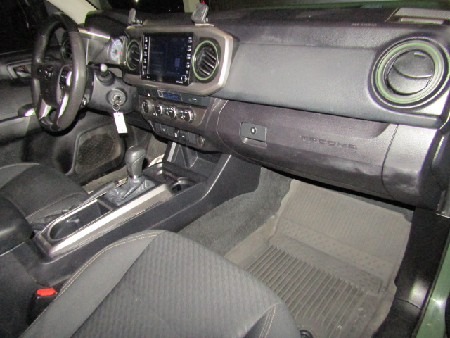 2021 Toyota Tacoma SR5 AWD