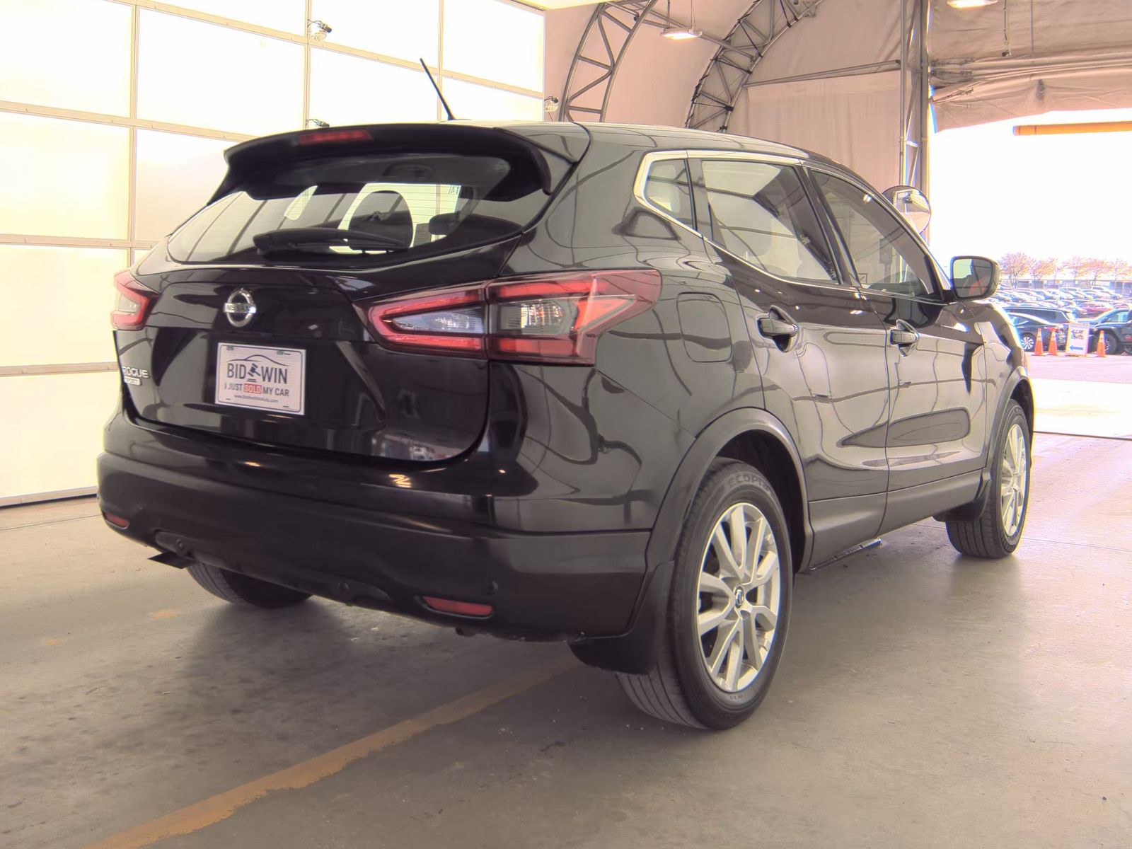 2022 Nissan Rogue Sport S FWD