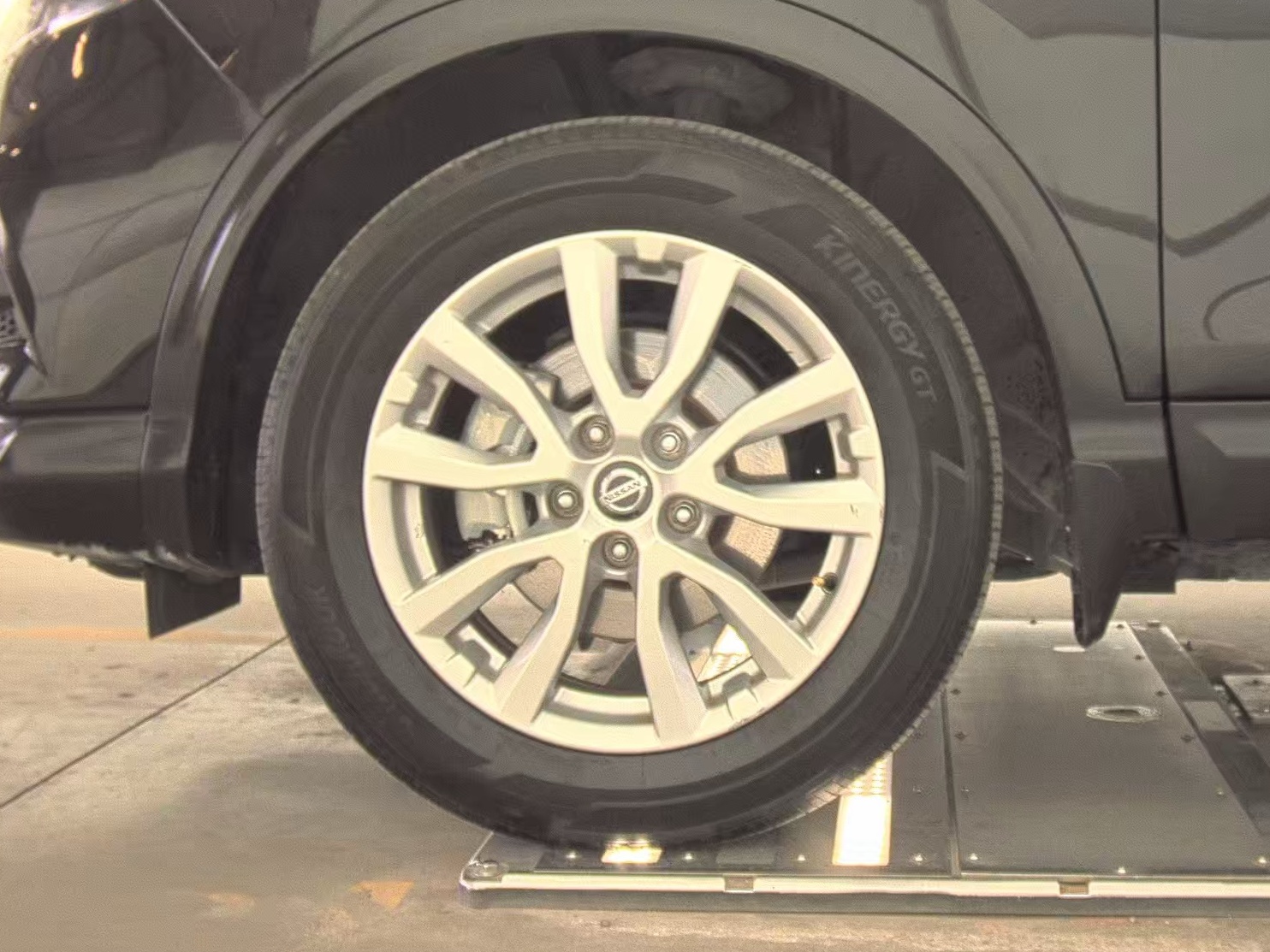 2022 Nissan Rogue Sport S FWD