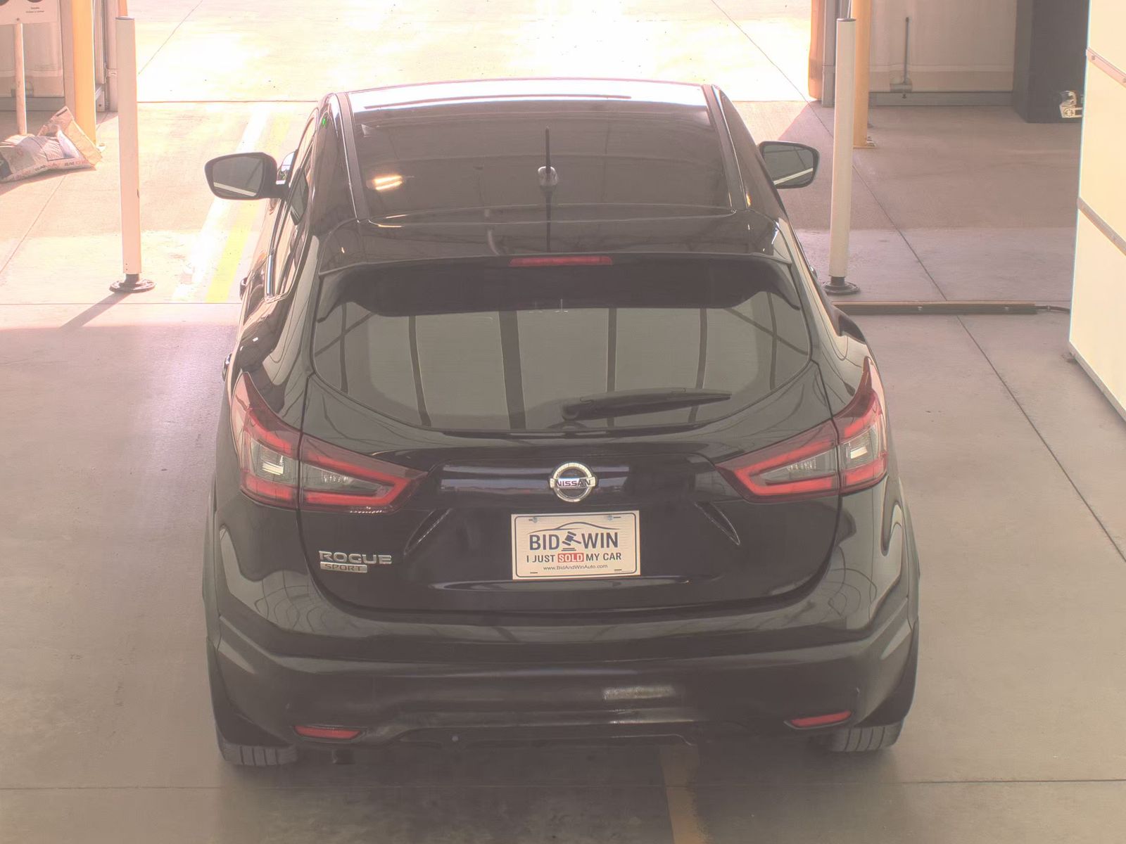 2022 Nissan Rogue Sport S FWD