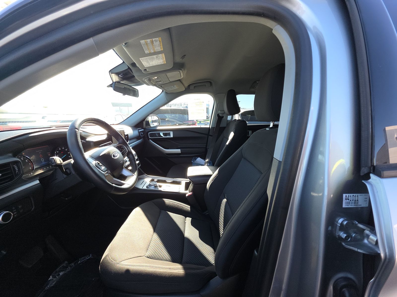 2022 Ford Explorer XLT RWD