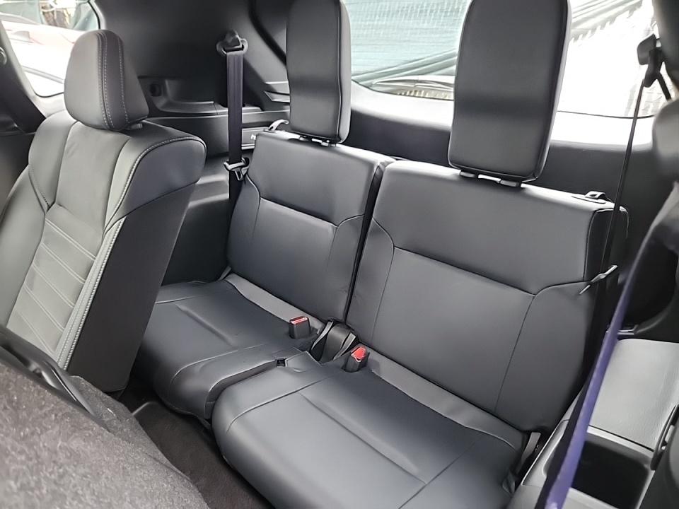 2025 Mitsubishi Outlander SE FWD