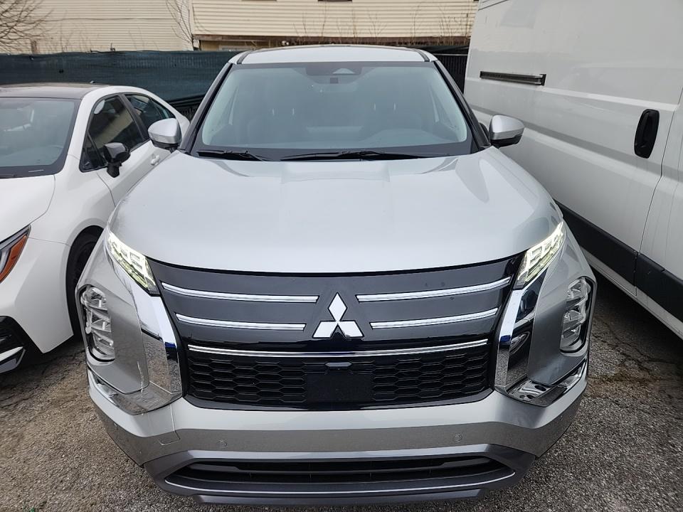 2025 Mitsubishi Outlander SE FWD
