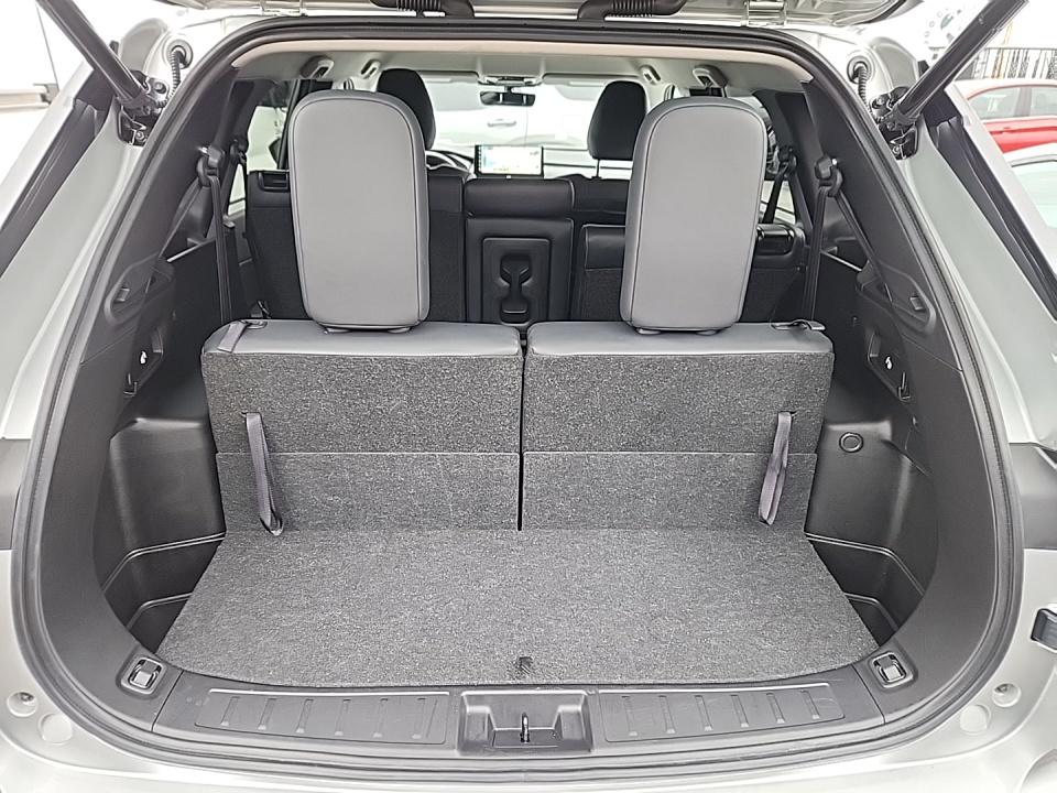 2025 Mitsubishi Outlander SE FWD