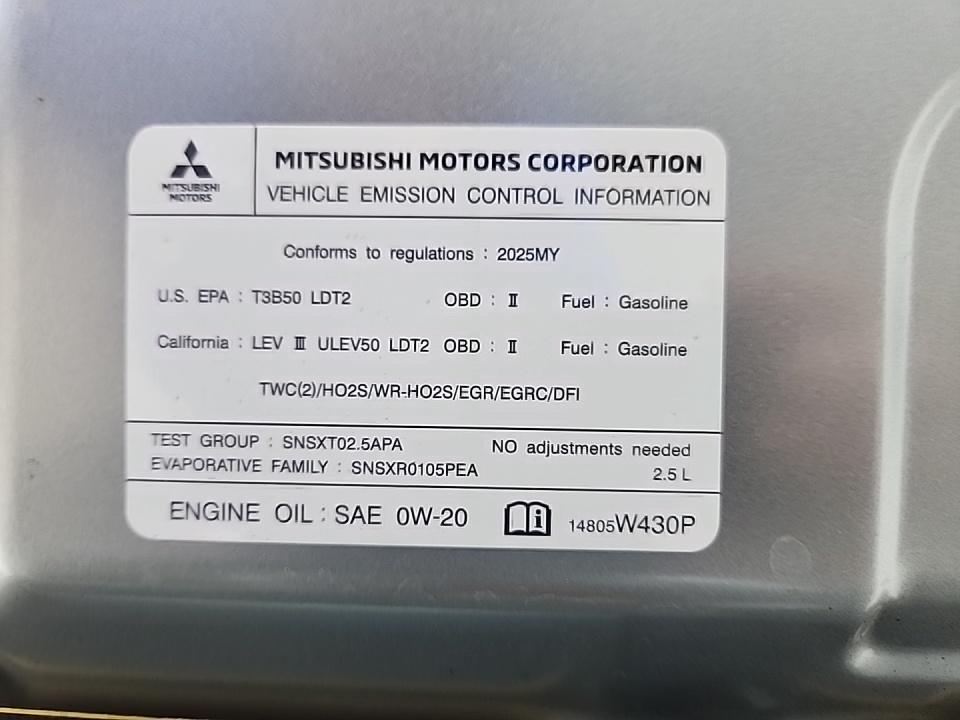 2025 Mitsubishi Outlander SE FWD